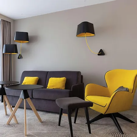 Hilton Garden Centre, France 4* Tours