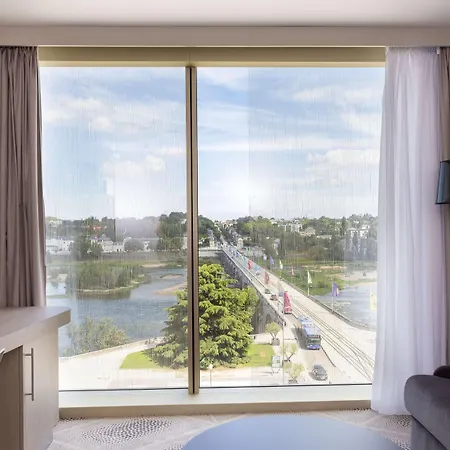Hilton Garden Centre, France Hotel 4*