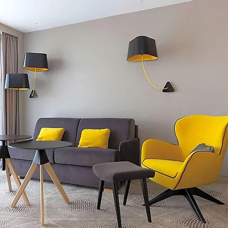 Szálloda Hilton Garden Centre, France 4*