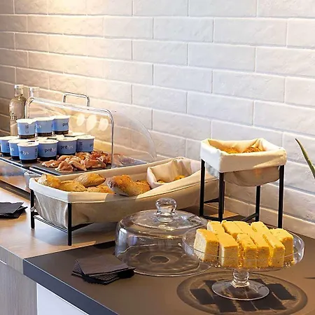 Hilton Garden Centre, France 4* Tours