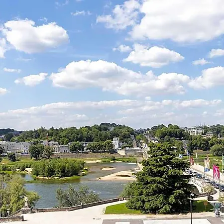 Hilton Garden Centre, France Tours