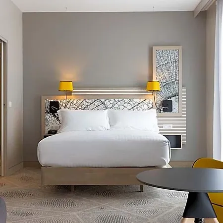 Hilton Garden Centre, France 4*