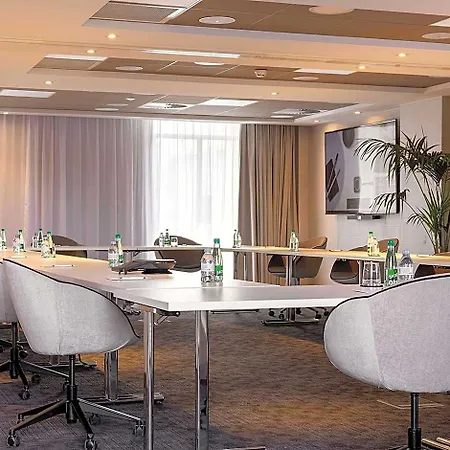 Hilton Garden Centre, France 4*