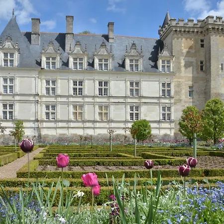 Hilton Garden Centre, France Hotel